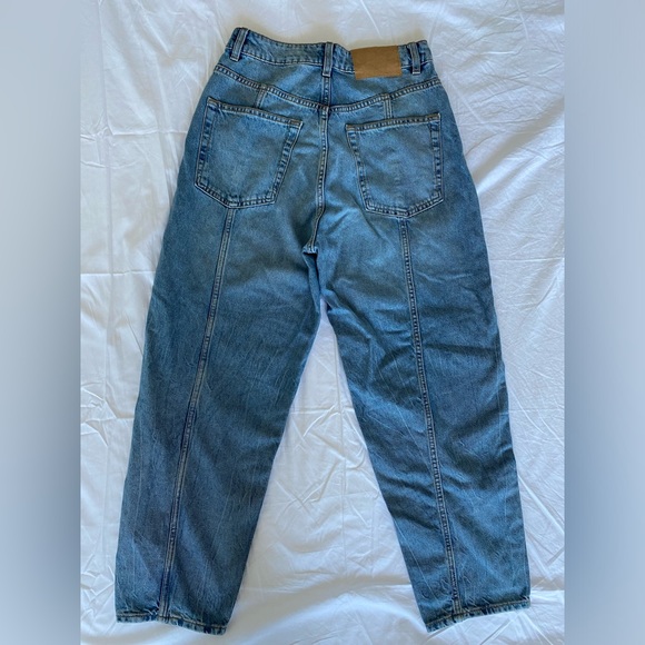 H&M hm Ultra High Waist Ankle Length Mom Jeans Light denim blue Loose size 6 New - Picture 7 of 9